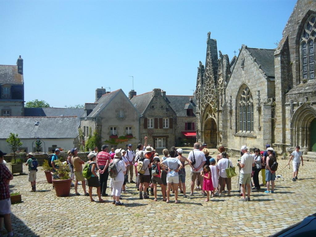 Au Calme A 10Mn Des Baies De Douarnenez Et Audierne Avec Cuisine A Disposition Mahalon Bagian luar foto